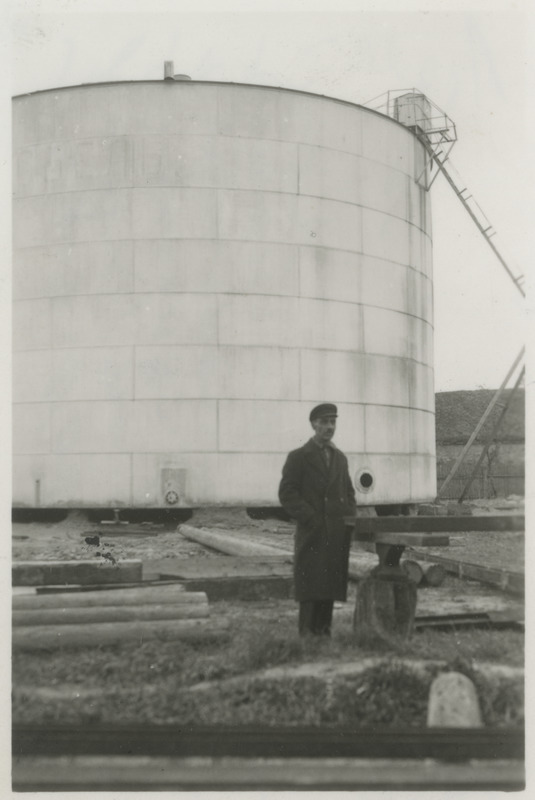 Narva Nobeli õlipaak, mis transporditakse Tallinna