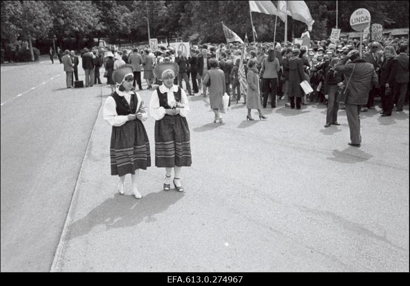 Kergetööstuse tööliste  päev.