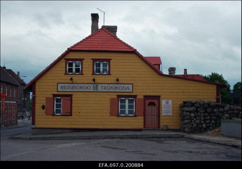 AS Hetika hoone Väike-Turu ja Kauba tänava nurgal.
