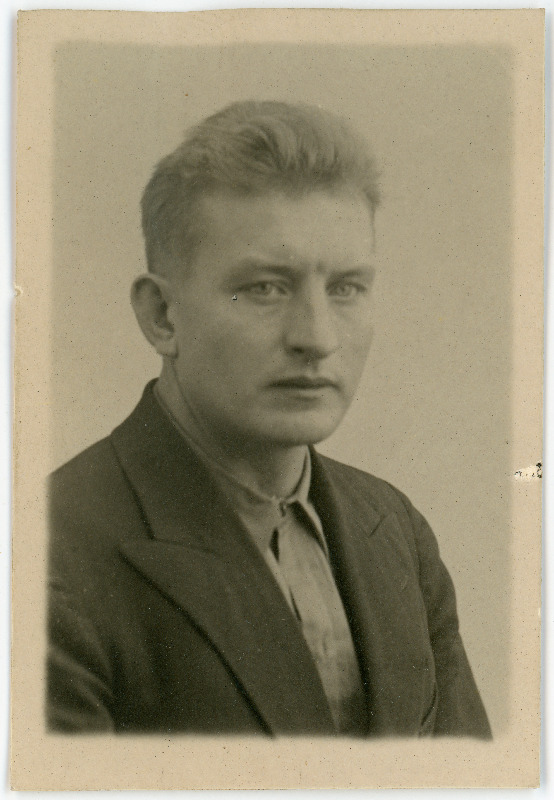 Nikolai Mägi. Passitaotluse foto