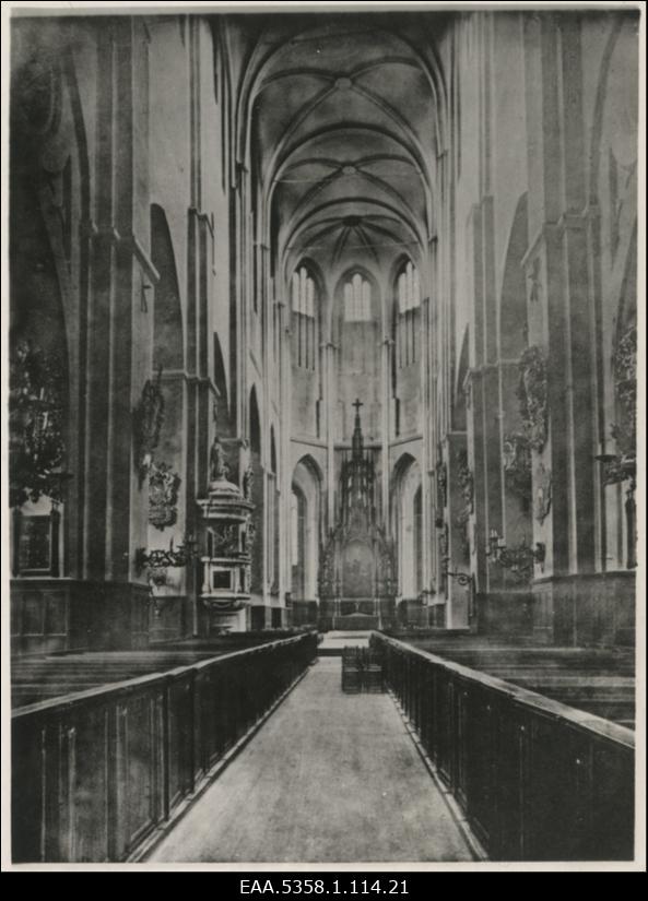 Peetri kiriku sisevaade