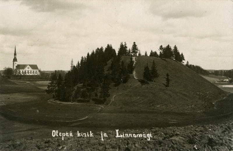 Otepää  Maarja kirik ja Linnamägi.