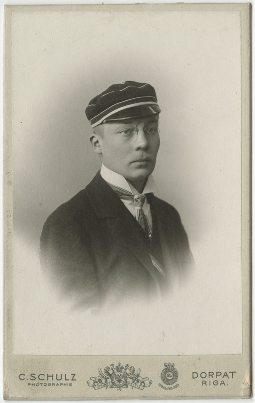 Korporatsiooni "Estonia" liige Felix Knüpffer, portreefotost