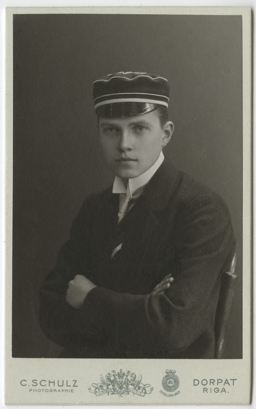 Korporatsiooni "Livonia" liige Viktor von Stern, portreefoto
