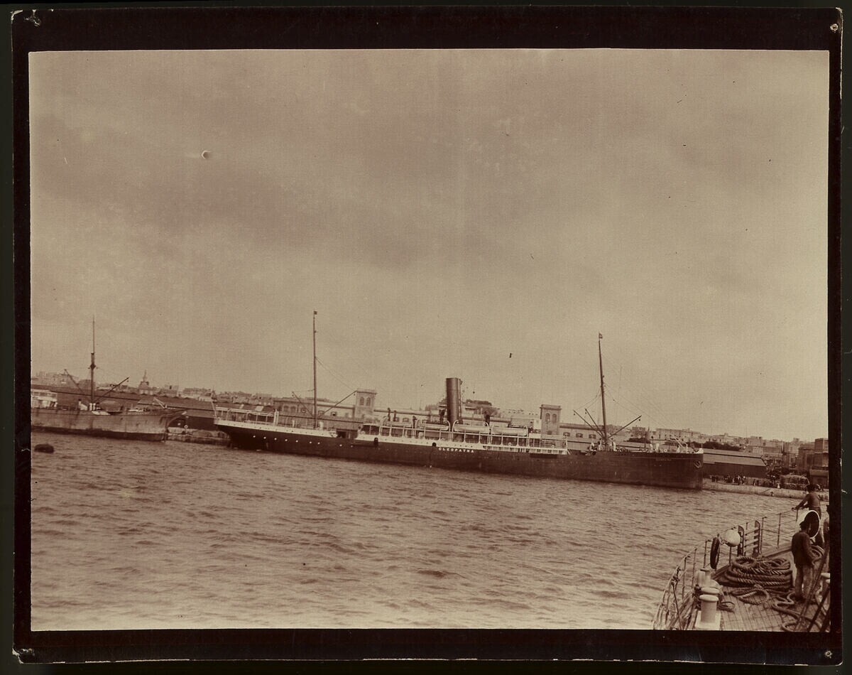 Caption: verso: M. "1938 W/III/Port of Alexandria. / Loyal ship Cleopatra/12 XI 10/2h36 "(pencil, vertical)