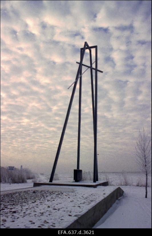 Estonia  reisilaeva hukule pühendatud mälestusmärk Pärnu muuli juures.