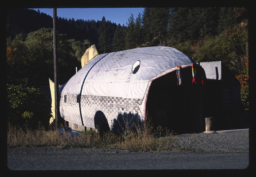 Fish Inn, Coeur d'Alene, Idaho (LOC)