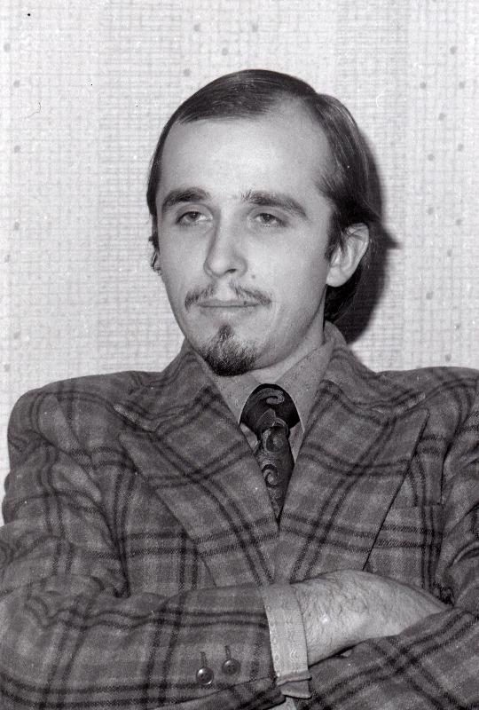 Kirjanik Mihkel Mutt.