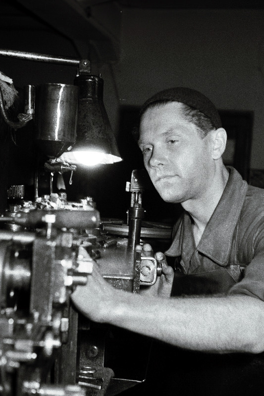 Tehase Eesti Kaabel kommunistliku töö eesrindlane Edgar Engel.