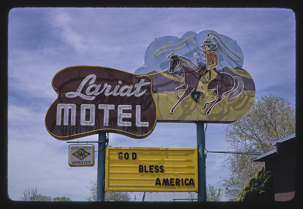 Lariat Motel sign, Route 50, Fallon, Nevada (LOC)