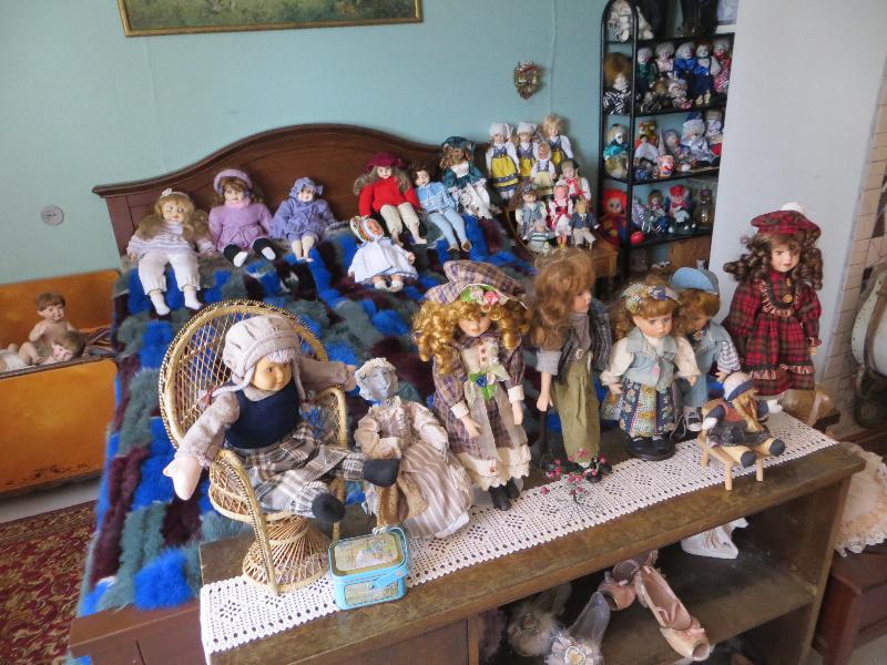 Mädapea mõis. Nukkude kollektsioon.