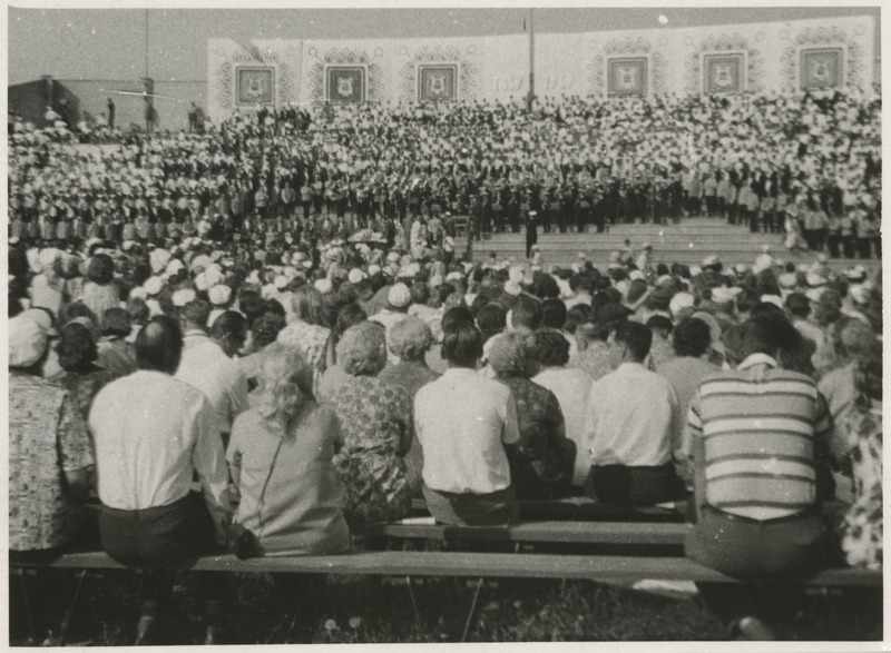 100. juubelilaulupeole pühendatud laulupidu Tartus
