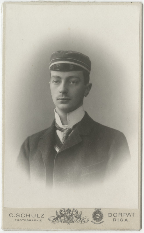 Korporatsioon "Estonia" liige Alexander Riesenkampff, portreefoto