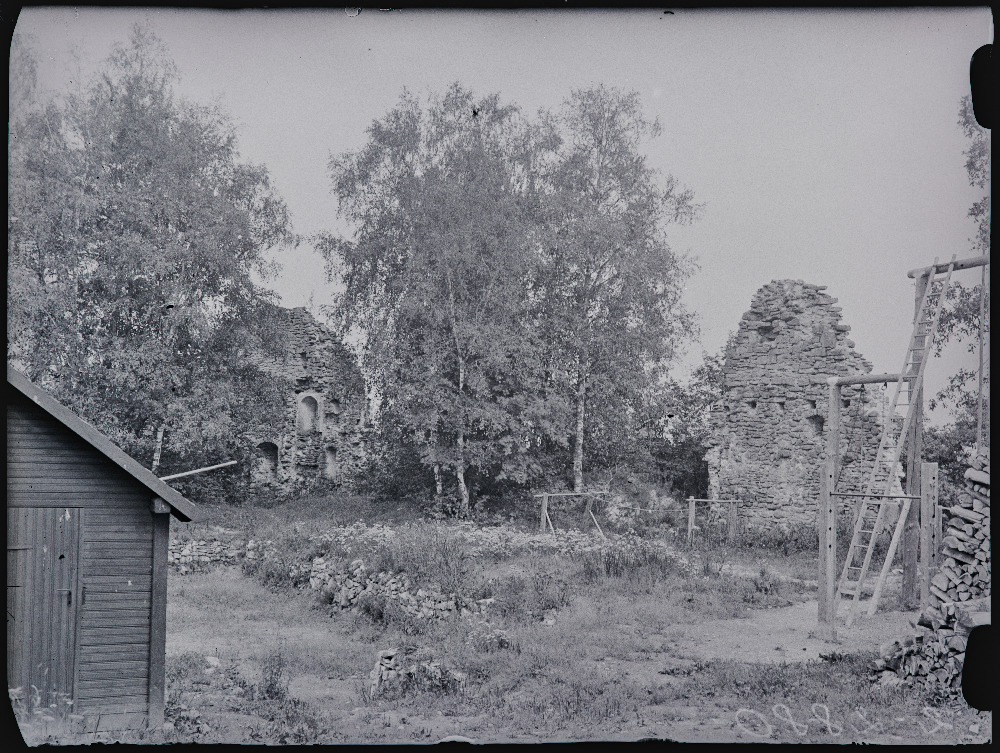 Porkuni ordulossi varemed.