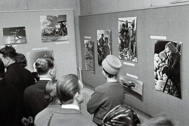 Vabariiklik näitus "Eesti NSV fotokunst" Tallinna Kunstihoones.