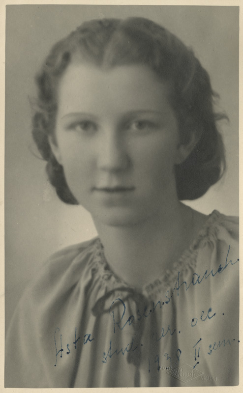 Eesti Naisüliõpilaste Seltsi liige Asta Rosenstrauch, portreefoto