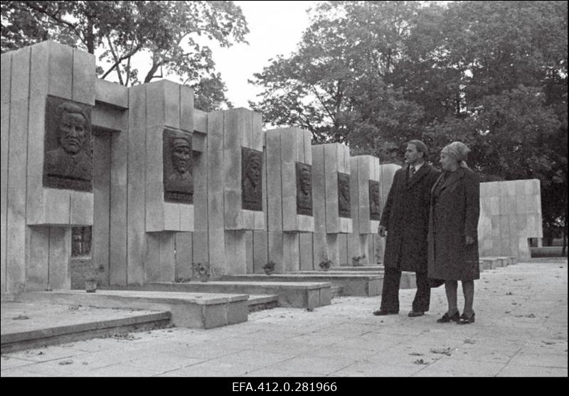 Sotsialistliku töö kangelane Vassili Kuzmitš Ivanov. ("Ahtme" kaevanduse kaevurite brigadir)