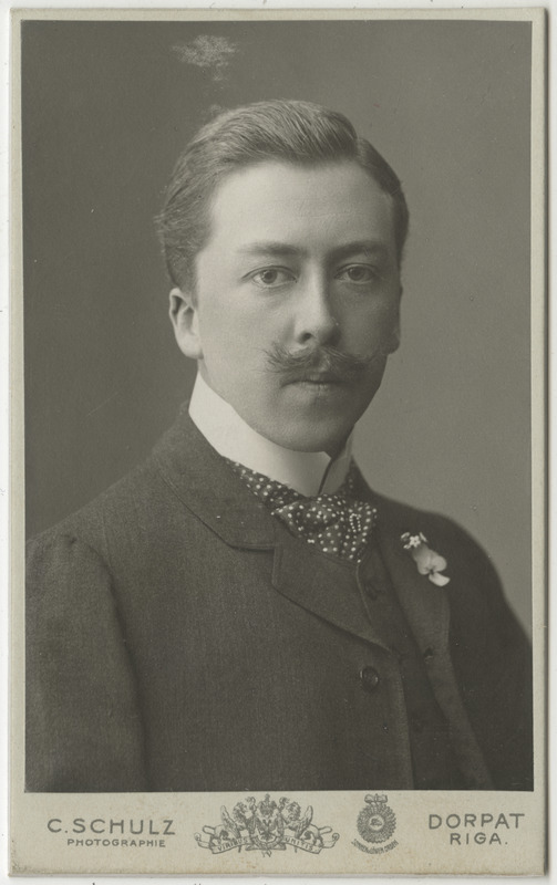 Pastor Johannes Findeisen tudengina, portreefoto