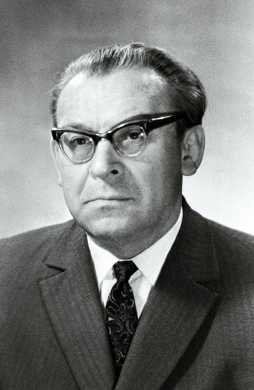 Eisen, Ferdinand - Eesti NSV Ülemnõukogu kaheksanda koosseisu saadik, Eesti NSV haridusminister.