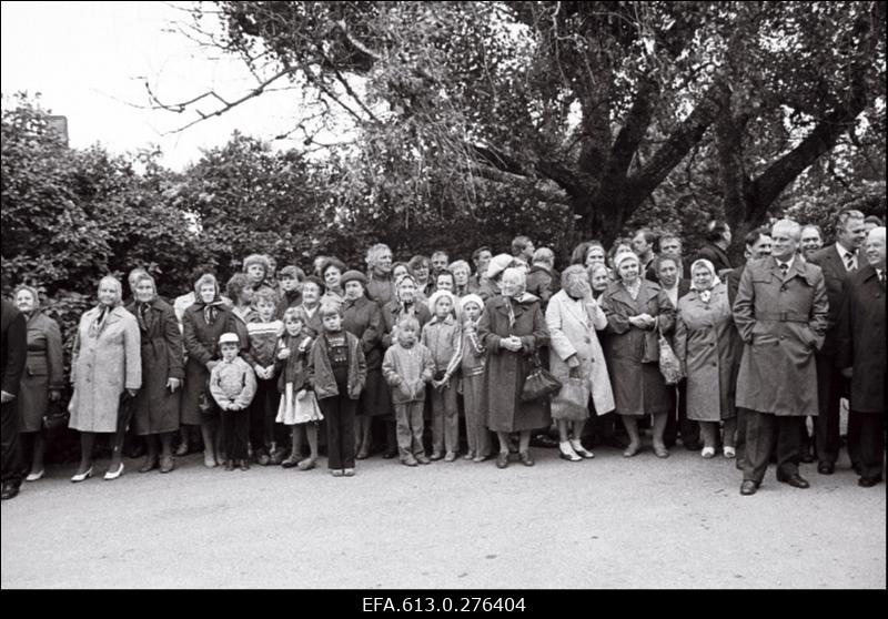 Sindi-150, pidustused.