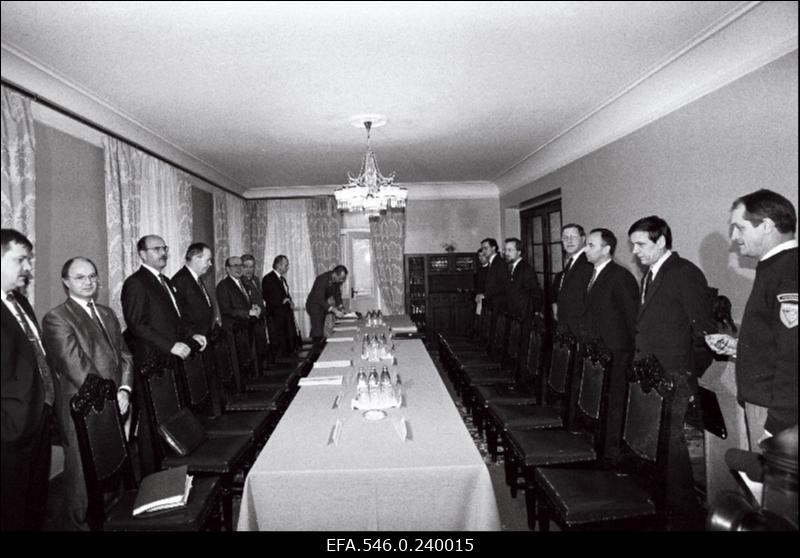 Eesti Piirivalveamet. Siseminister Lagle Parek külastab piirivalveametit. Ministri ootel.