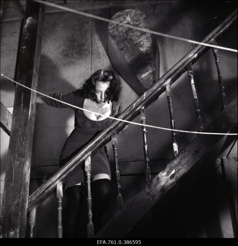 Filmi "Äratus" filmimine. Ülle Kaljuste Saareaugu Aliide osas.