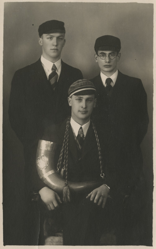 Korporatsiooni "Livonia" 1938(?). a rebasecoetus koos oldermanniga, grupifoto