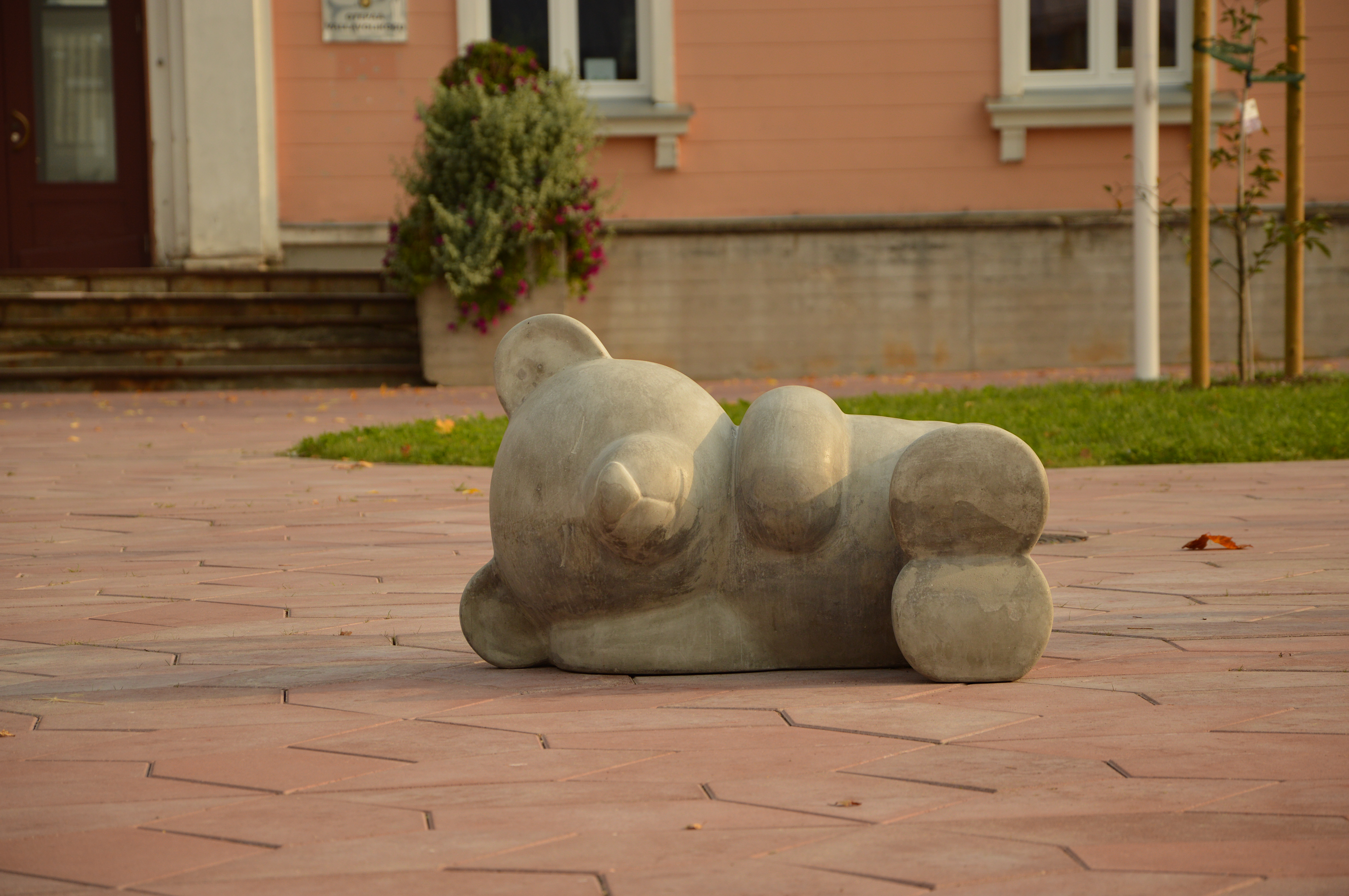 Otepää - wmee-004 - Karukujuline teetõke Otepääl