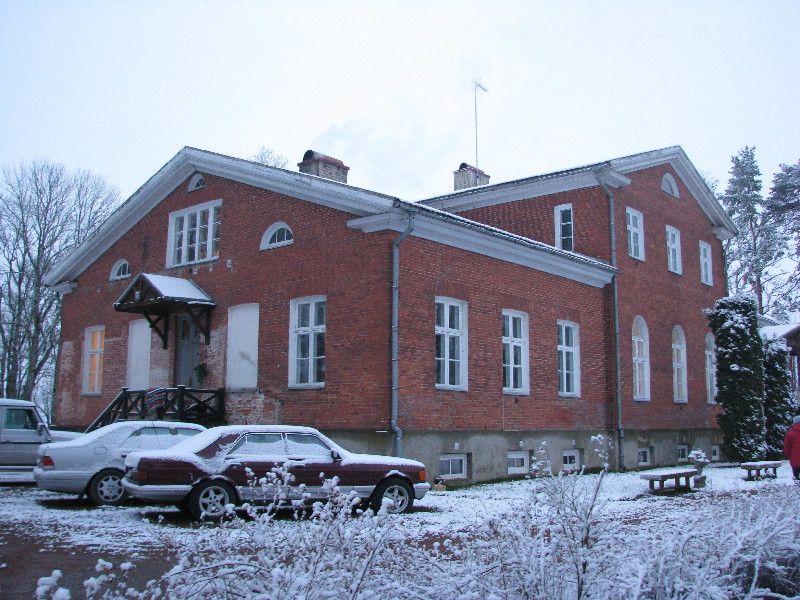 Mädapea mõisa peahoone.