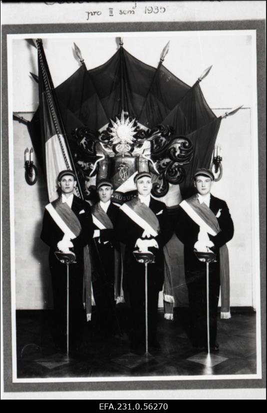Korporatsiooni „Fraternitas Liviensis“ eestseisus II semestril 1935. aastal (vasakult): E. Redel, J. Koort, A. Morin, A. Kommel.