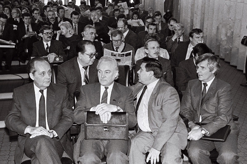 EKP konverents, saalis.