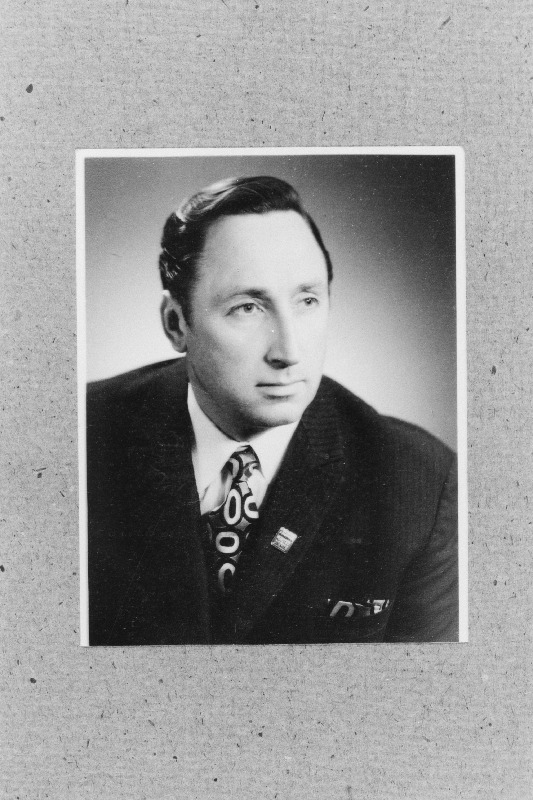 Viitmaa, Ülo - endine purilendur, Eesti NSV Tuletõrje Valitsuse töötaja.