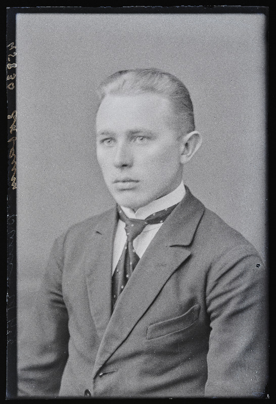 Ekbaum.