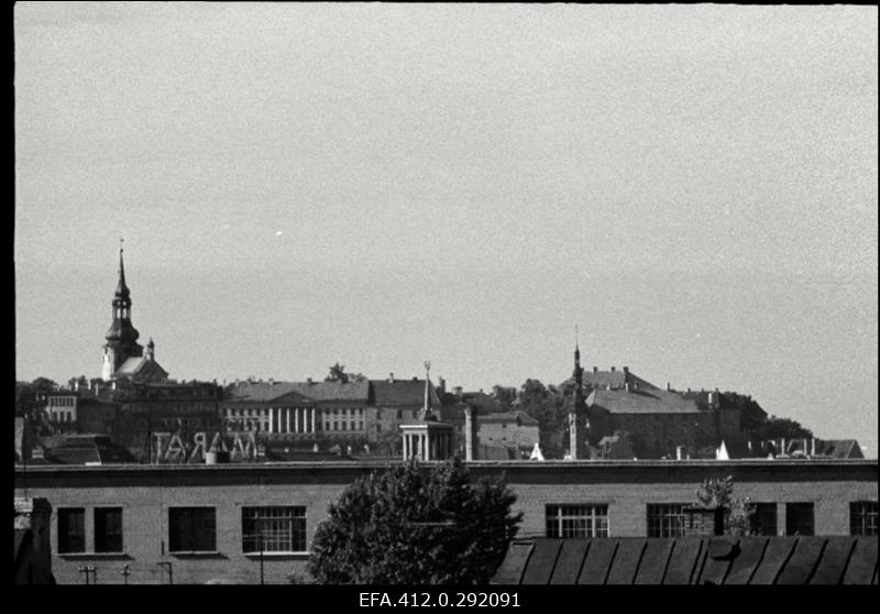 Tallinna panoraam. Vaade Toompeale Lasnamäelt.