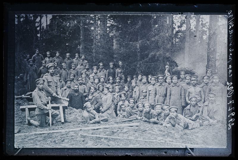 Grupp sõjaväelasi, (20.06.1919 fotokoopia, tellija Orr).