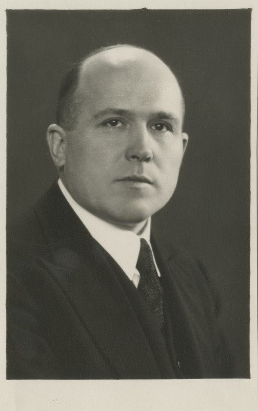 H.Apsits. Läti kohtuminister, portreefoto