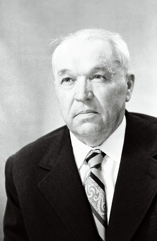 Ušanjov, F. - Eesti NSV Ülemnõukogu saadikukandidaat.