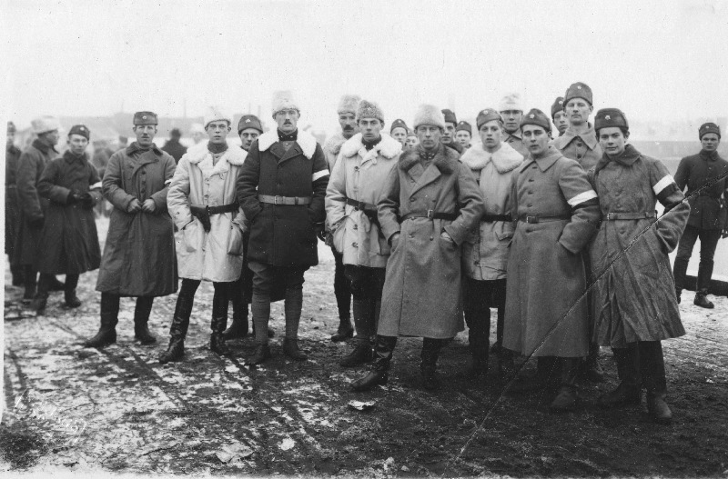 Vabadussõda. 1.Soome vabatahtlike salga (Ekströmi pataljon) sõdurid sadamas pärast saabumist Eestisse.