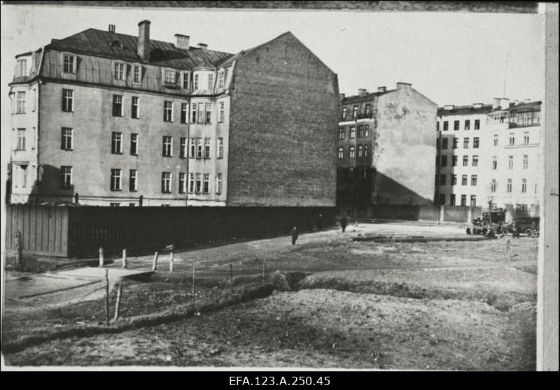 Kreutzwaldi tänav Tallinnas kus terrorist lasi seljatagant maha Tallinna garnisoni ülema kindralmajor Johan Unt´i.