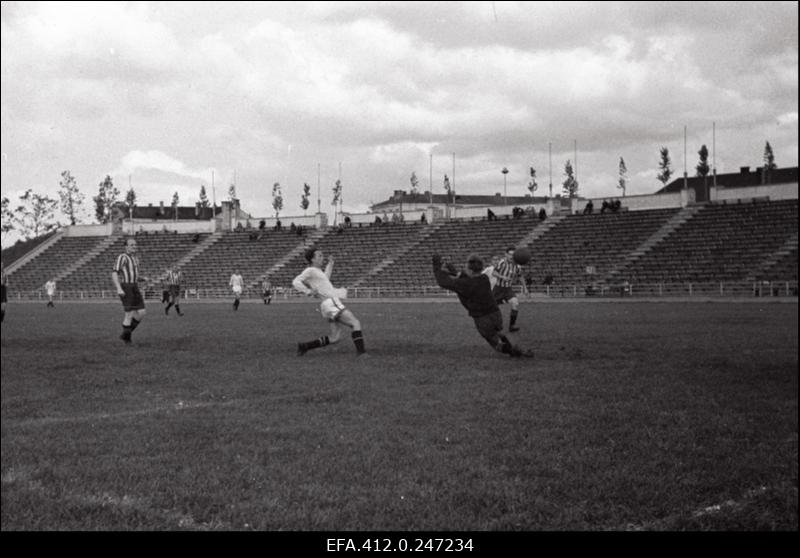 Spordimärkmik 22.07.1956: jalgpallivõistlus.