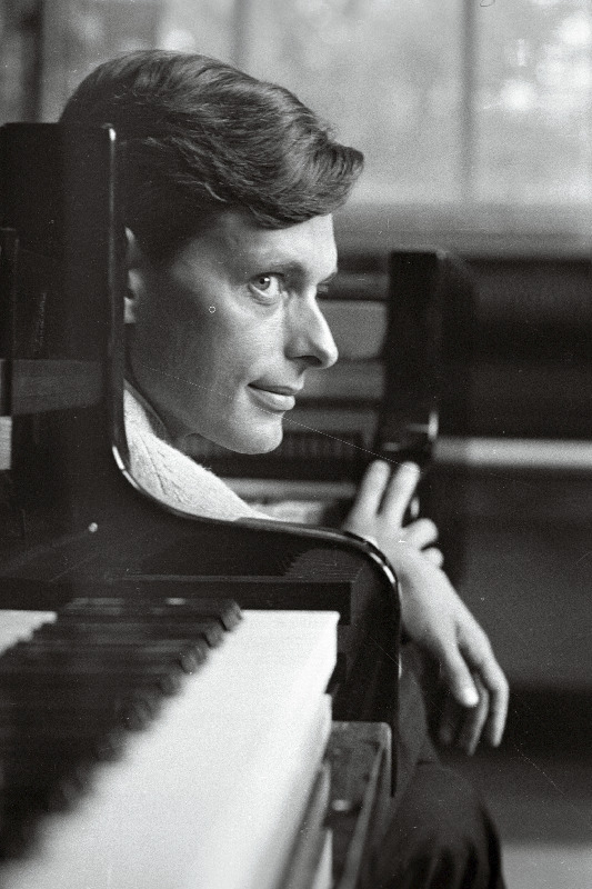 Pianist Arbo Valdma.