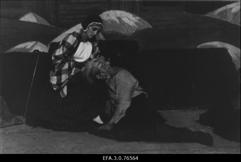 Stseen H. Ibseni draamast "Peer Gynt" 1. P. Gynt- A. Lauter, 2. E. Vilmer.