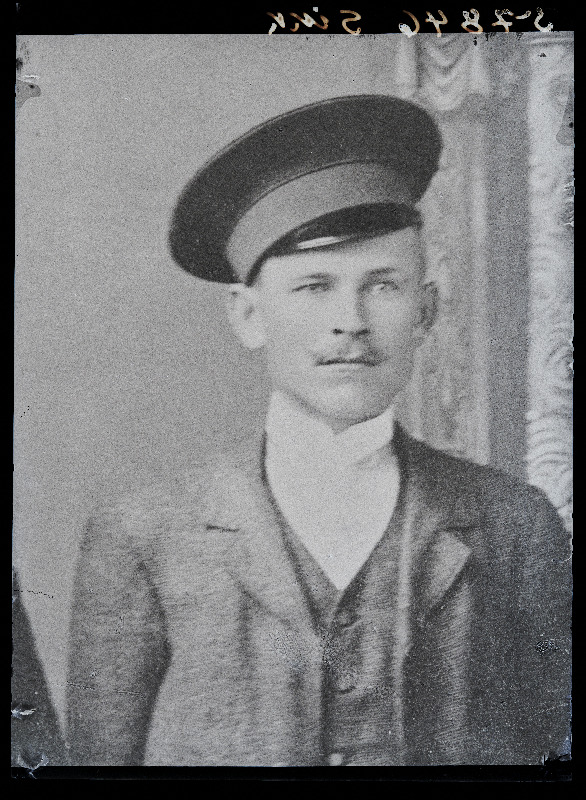 Mehe foto, (24.08.1931 fotokoopia, tellija Sikk).