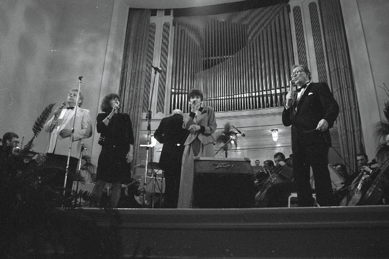 Helilooja ja laulumehe Arved Haugi 70. sünnipäeva tähistamine "Estonia" kontserdisaalis, esinevad Eesti väljapaistvad muusikud