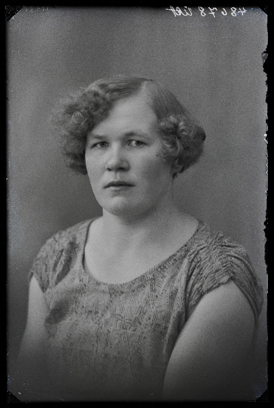 Ella Ütt.
