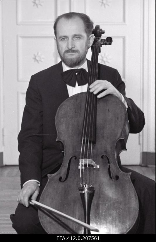 ERSO kontsertmeister.