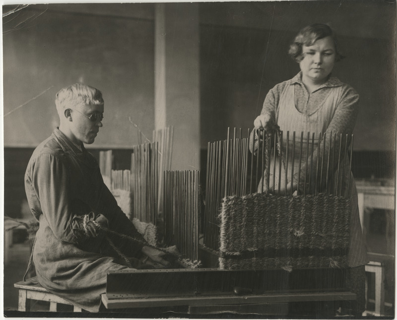 Pimedad matipunujad Johannes Niidi ja Adele Kamberg