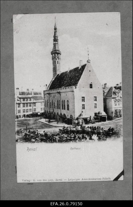 Vaade Tallinna Raekojale.