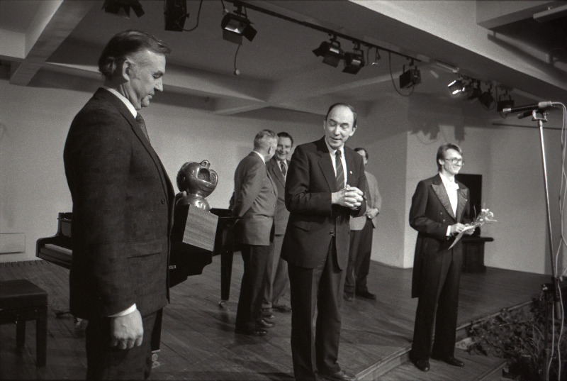 Tiit Kuusiku nimeline kammerlauljate konkurss Estonia Talveaias.