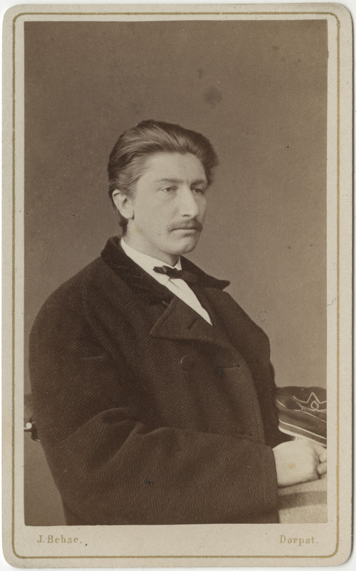 Korporatsioon "Estonia" liige Nikolai von Schubert, portreefoto